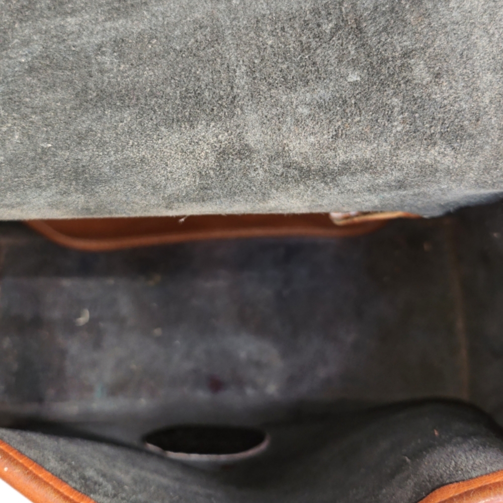 VINTAGE DOONEY & BOURKE ALL WEATHER BLACK PEBBLE GRAIN LEATHER CROSSBODY BAG - Picture 6 of 10